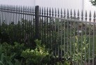 Red Rangegates-fencing-and-screens-7.jpg; ?>